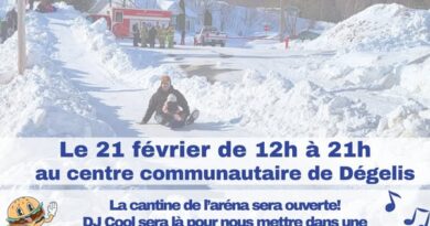 La méga glissade de neige des pompiers : une journée d’hiver à Dégelis