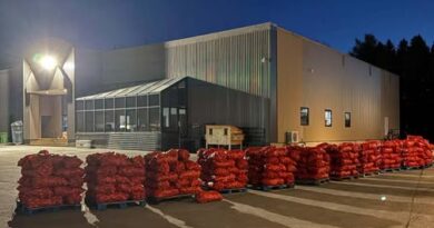 Magasin général Gallant : Des pommes à chevreuils pour les chasseurs!